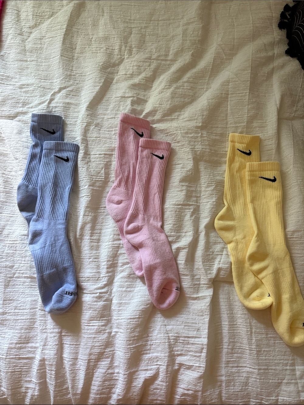 Nike Pastel Crew Socks in Blue, Pink & Yellow